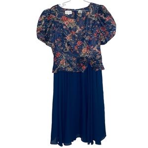 In The Mood Dress chiffon/Floral Size 14